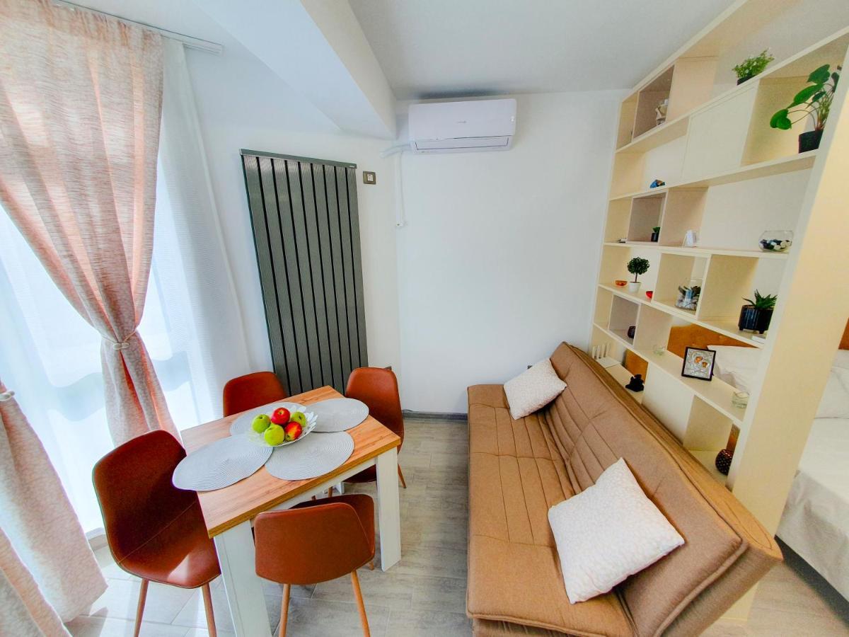 Cristalex Studio Aparthotel Pool & Spa Mamaia Nord Năvodari Exteriör bild
