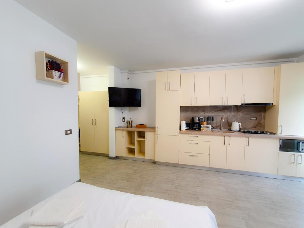 Cristalex Studio Aparthotel Pool & Spa Mamaia Nord Năvodari Exteriör bild
