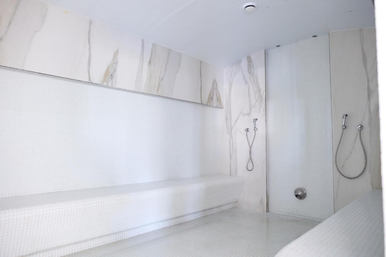 Cristalex Studio Aparthotel Pool & Spa Mamaia Nord Năvodari Exteriör bild